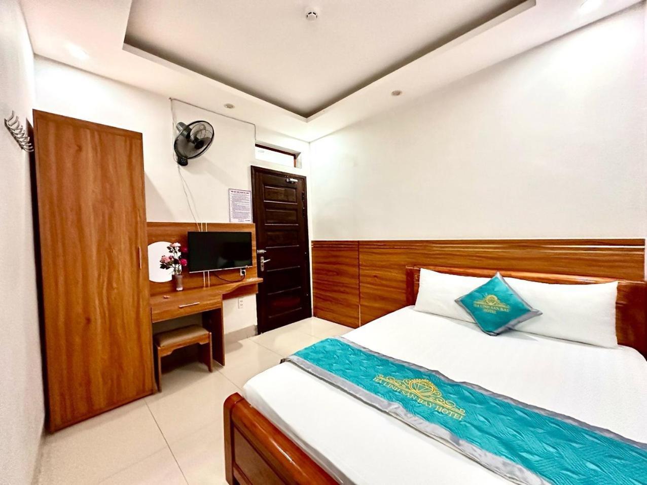 Diện Biên Phủ Ha Linh Hotel Db - By Bay Luxury מראה חיצוני תמונה